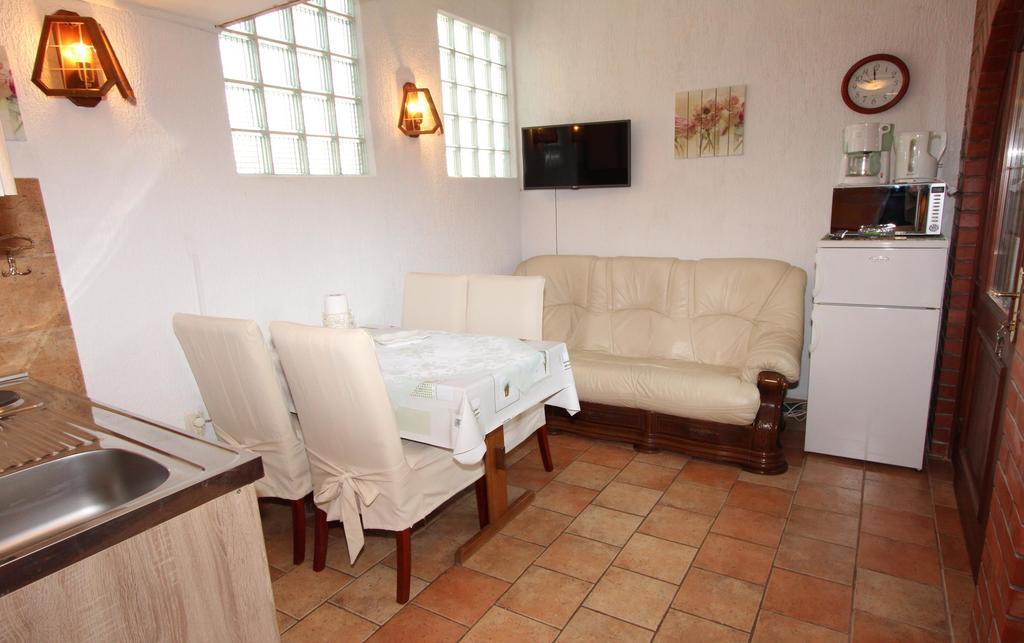 Apartments Villa Lucu Rovinj Buitenkant foto