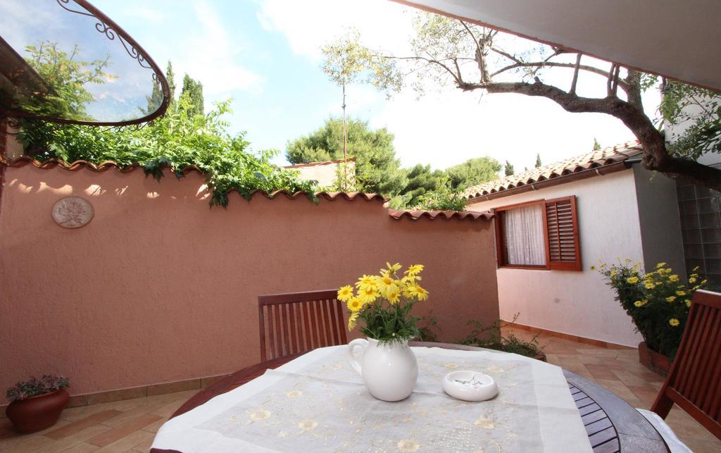 Apartments Villa Lucu Rovinj Buitenkant foto
