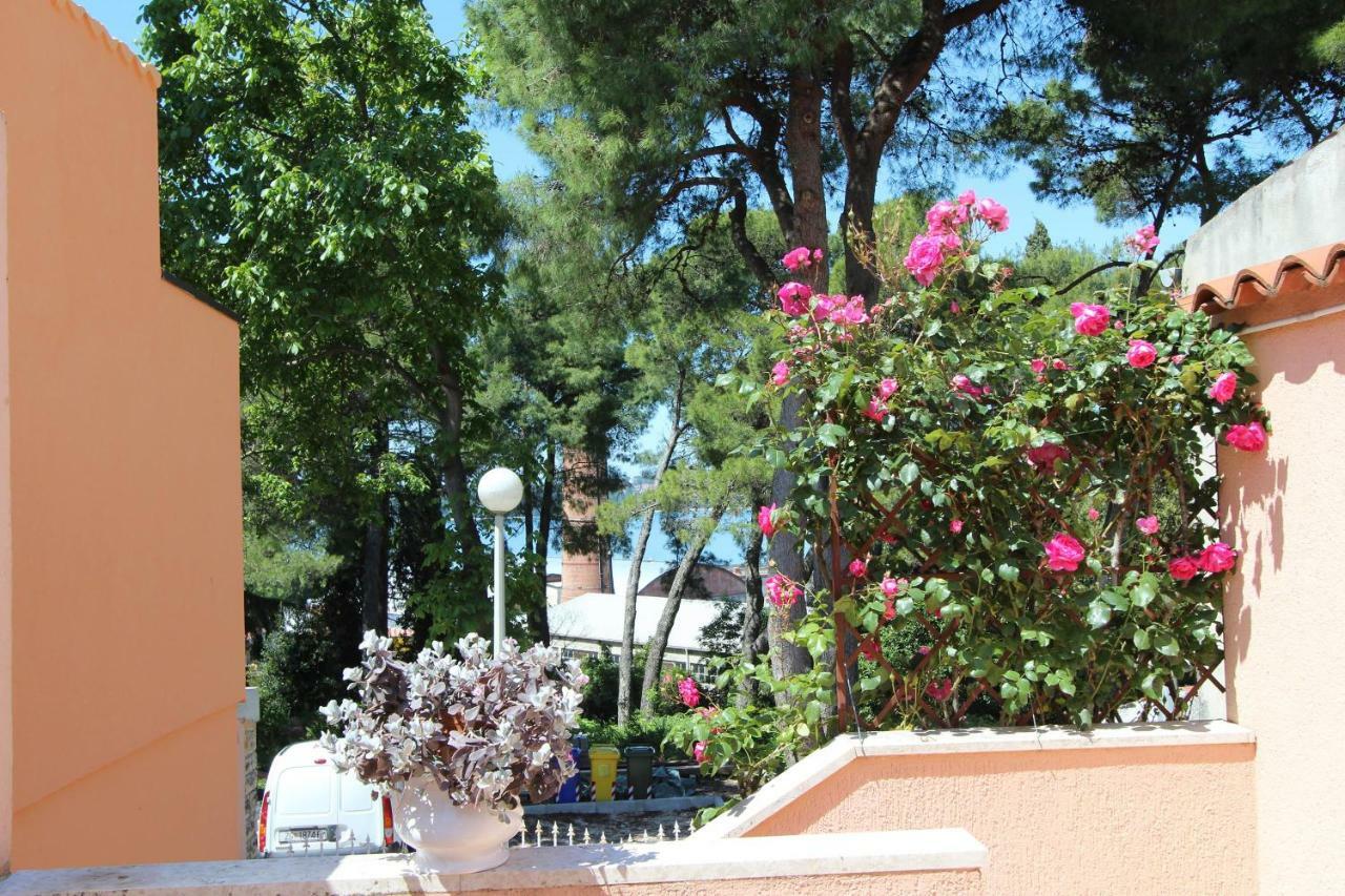 Apartments Villa Lucu Rovinj Buitenkant foto