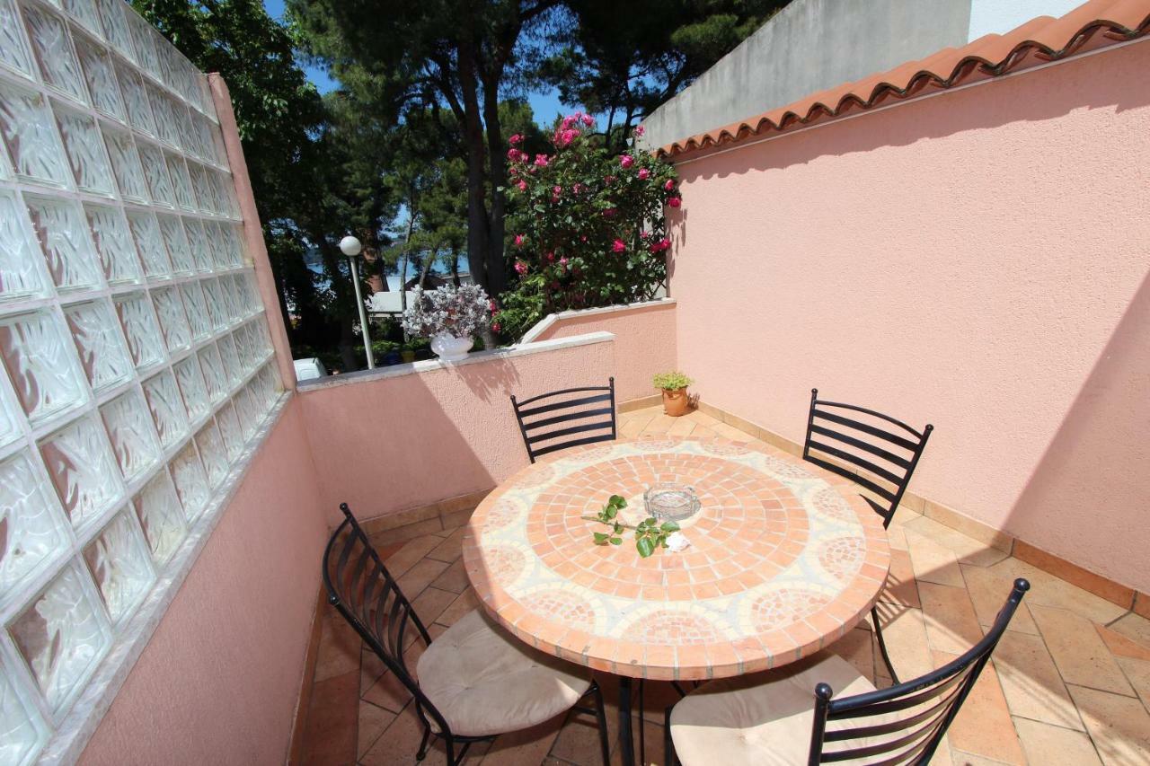 Apartments Villa Lucu Rovinj Buitenkant foto
