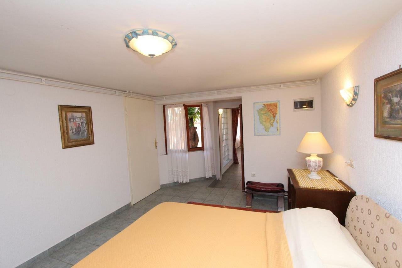 Apartments Villa Lucu Rovinj Kamer foto